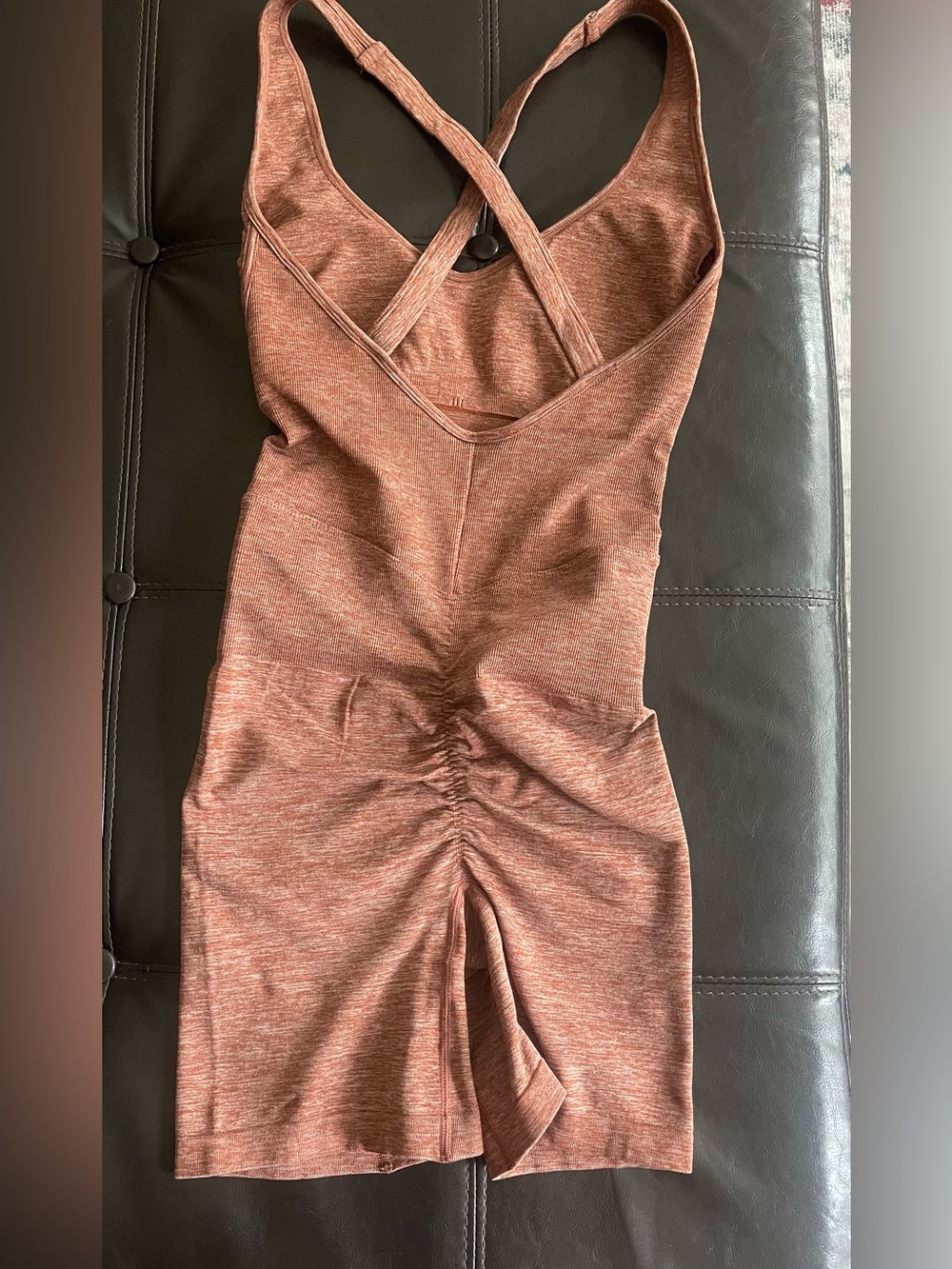 Seamless Sport Cross back, Scoop-Neck Shaper Romper - Picture 5 of 7